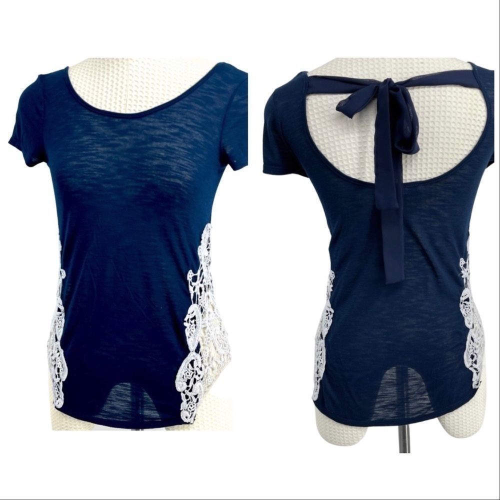Moa moa lace accented burnout tshirt